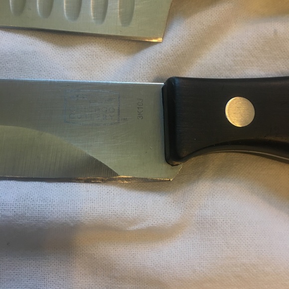 Chicago Cutlery Metropolitan High-Carbon Blade Block Knife Set (15-Piece) - Picture 12 of 14